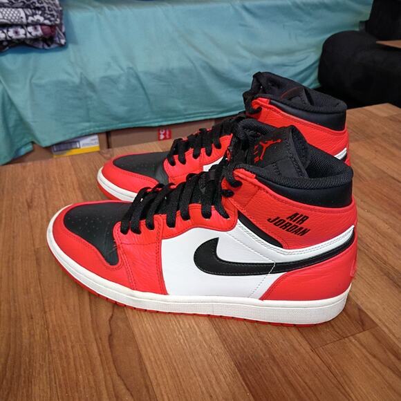 RARE Nike Jordan 1 Retro Air Max Red Mens Shoes 332550-800 Size 10.5 main image 11